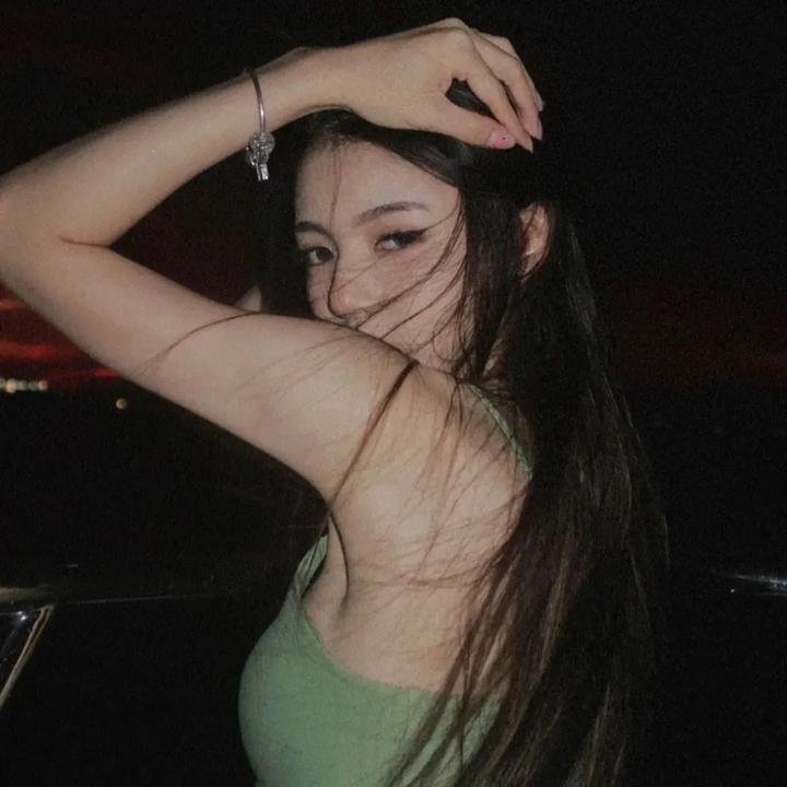 嘲笑的淑女